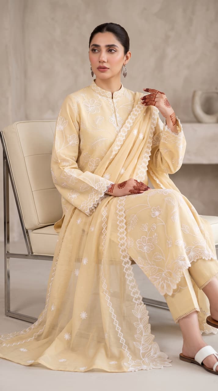 Nayab Premium 3-Piece Embroidered Lawn Suit – Beige Elegance with Digital Printed Dupatta