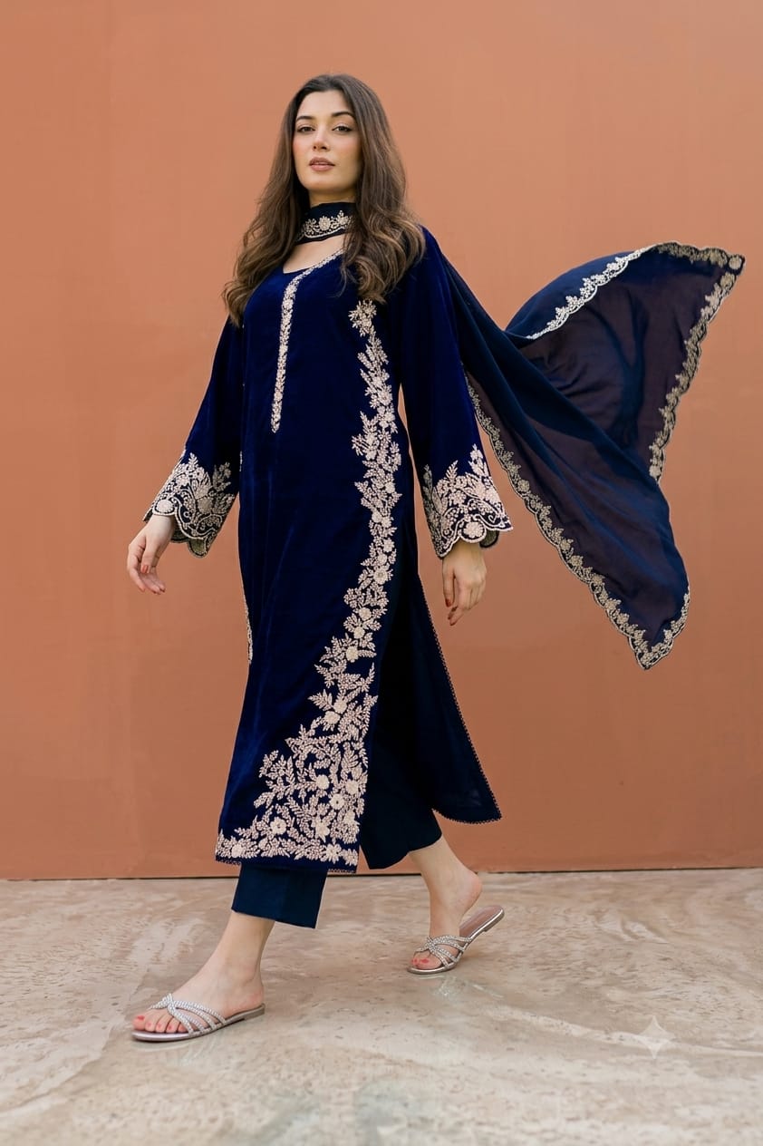 Nayab Premium 2-Piece Embroidered Lawn Suit – Midnight Blue Elegance