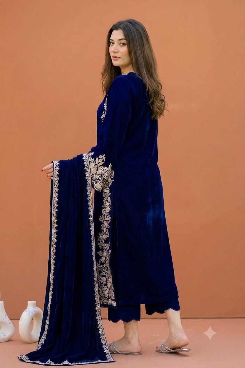 Nayab Premium 2-Piece Embroidered Lawn Suit – Midnight Blue Elegance