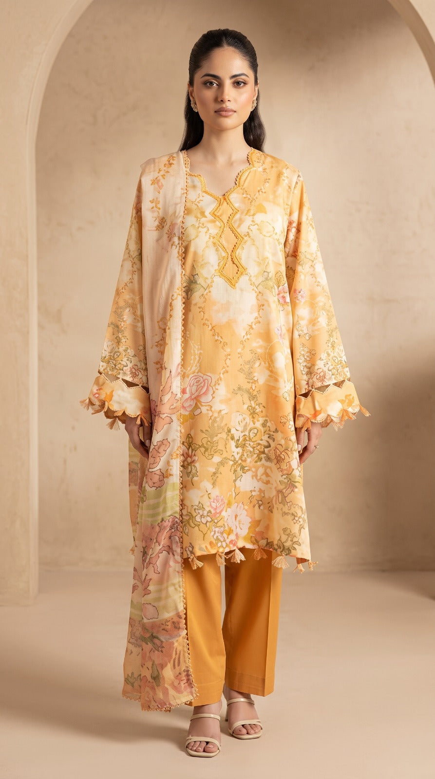 Nayab Pearl Print Digital Printed Lawn 3-Piece Suit – Mustard Gold | Article 08