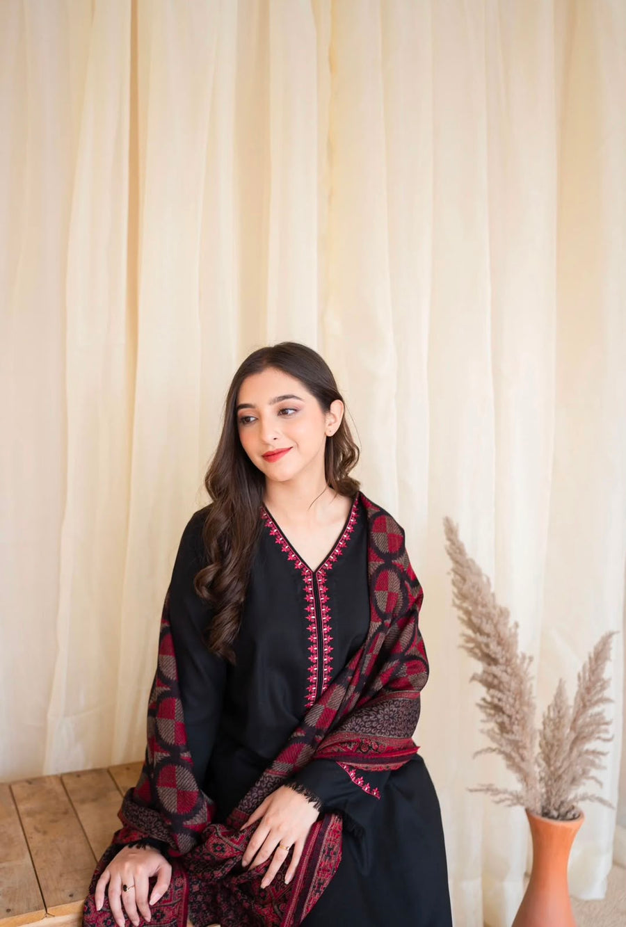 NAYAB 3-Piece Lawn Embroidery Suit – Black